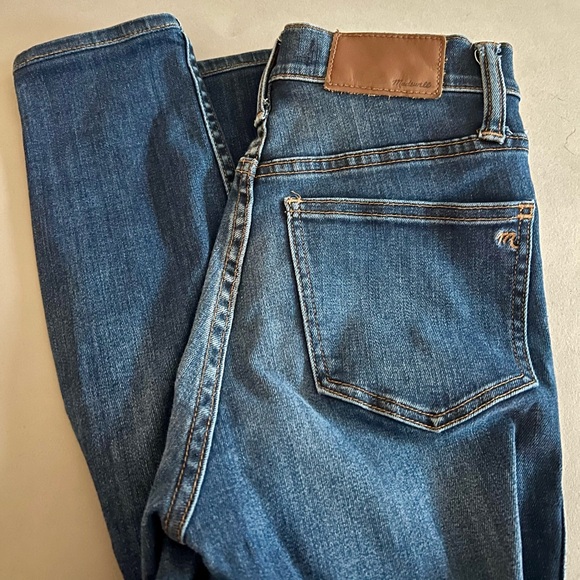 Madewell 10” rise skinny jeans, size 23 dark blue - Picture 3 of 9